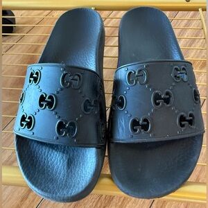 Gucci Black Men's Embossed GG Slide Sandals